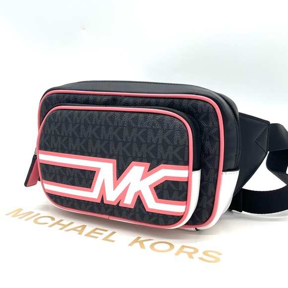 Michael Kors Cooper Double Zip Signature Belt Bag - Picture 3 of 11